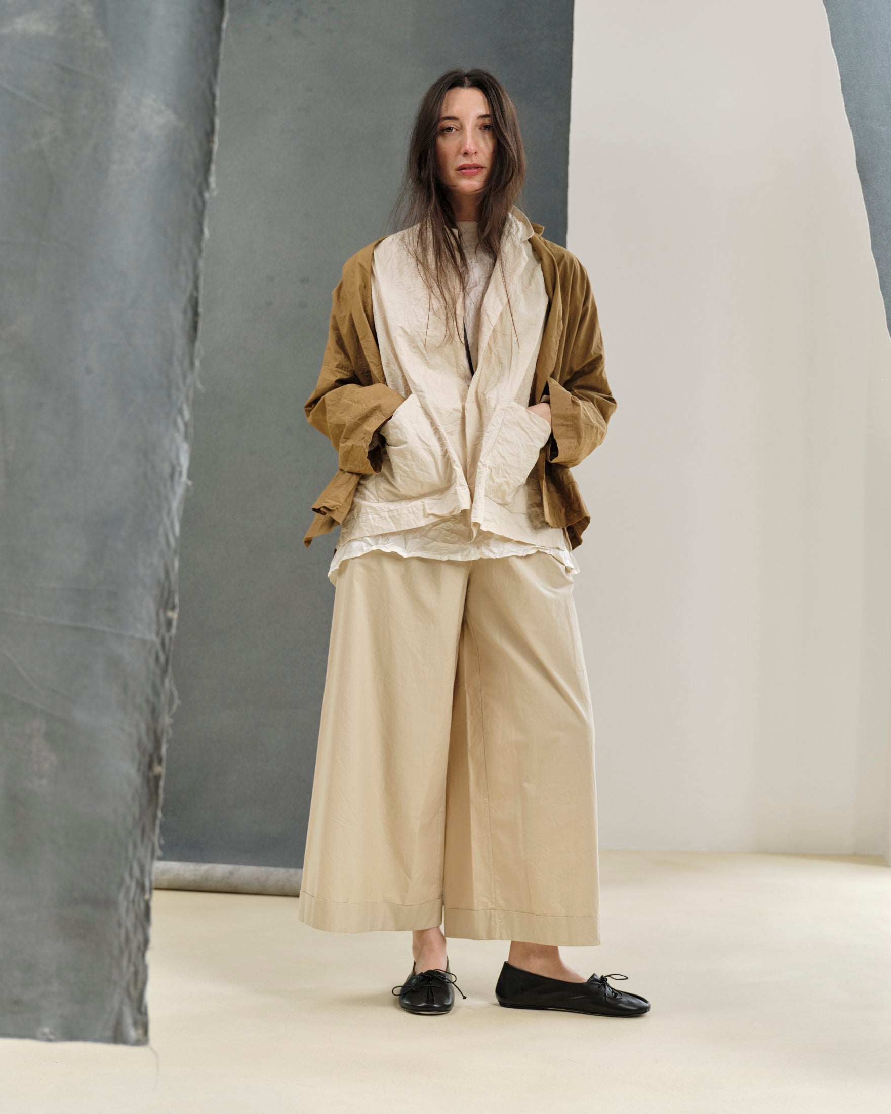 HOSE - DANIELA GREGIS