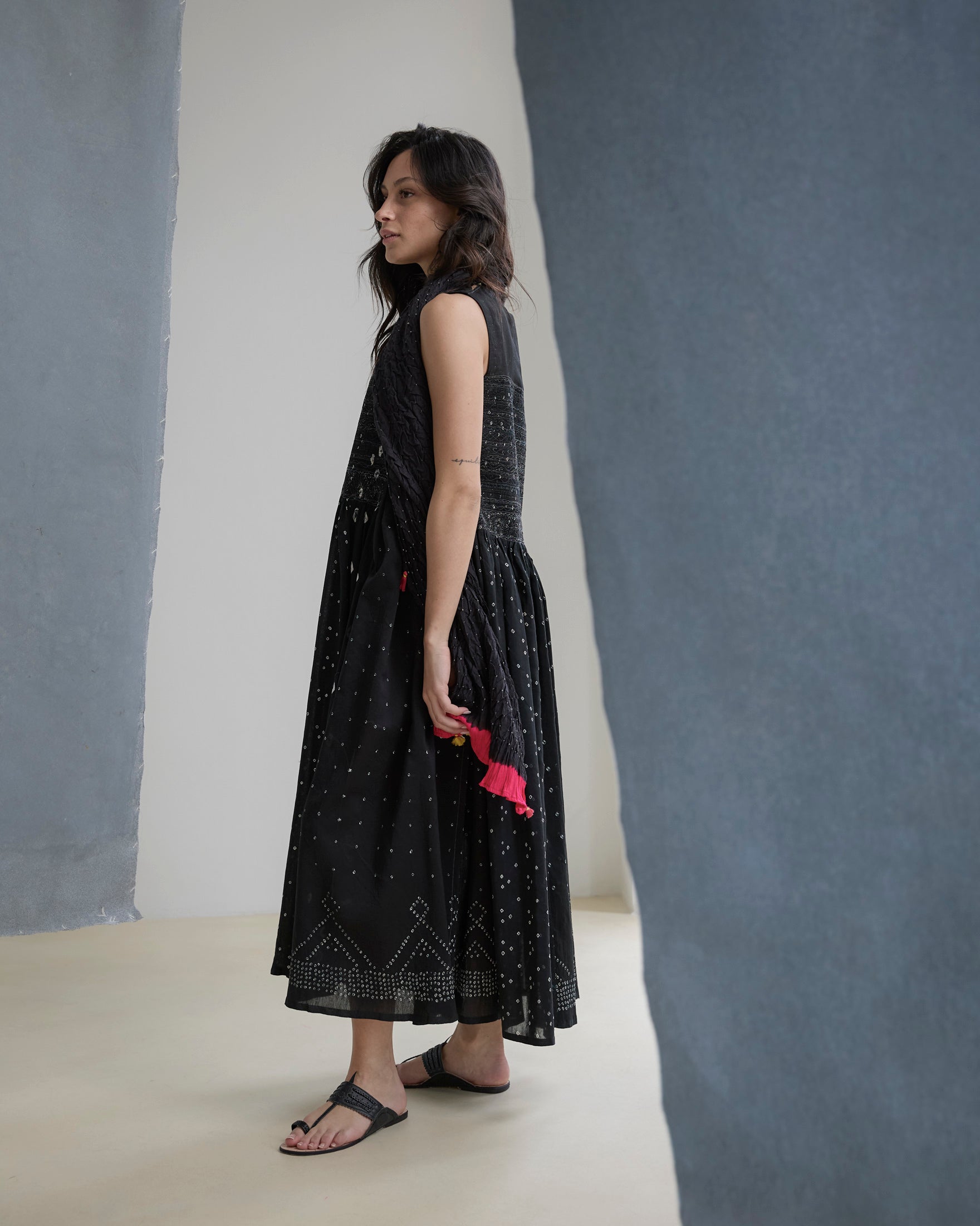 KLEID - INJIRI